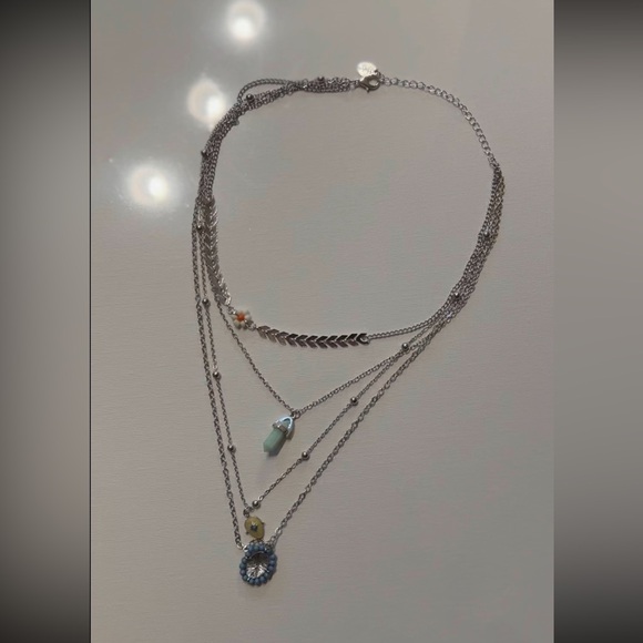 multi-chain choker - Picture 2 of 3